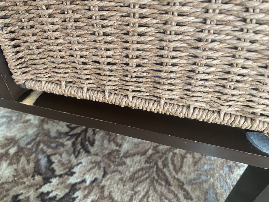 Stolik kawowy Jysk z koszykami