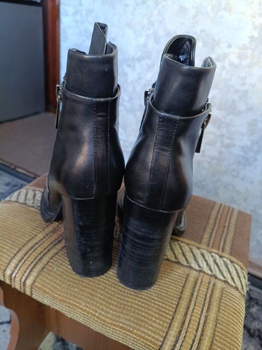 Демісезонні чобітки