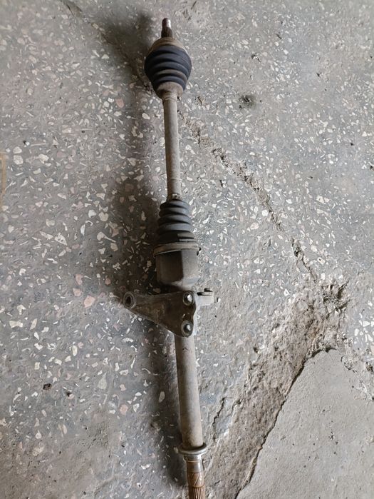 Приводной вал, полуось, renault