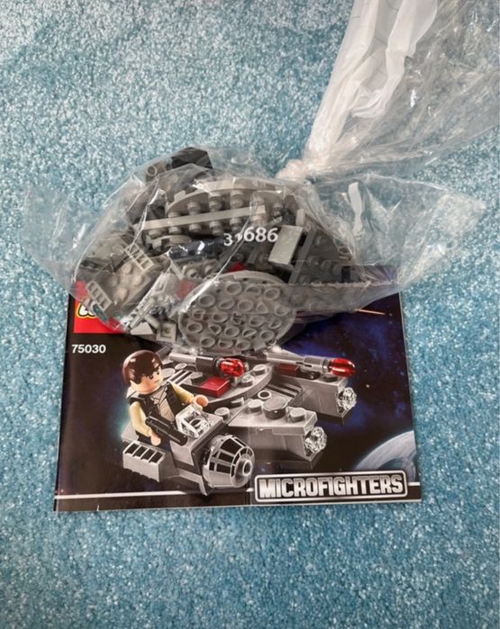 Lego 75030 Millennium Falcon