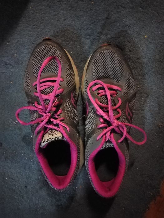 Sapatilhas tamanho 38 40 oferta de portes de envio