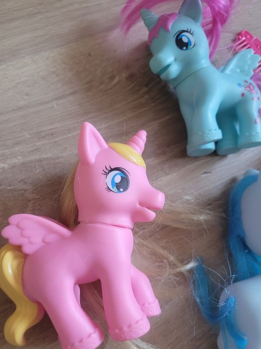 Zestaw jednorożców