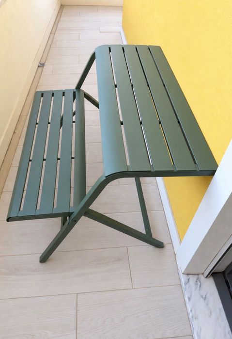 Mesa de exterior com banco integrado – verde – ideal para varanda