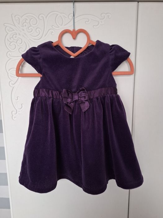 Sukienka  welurowa H&M rozmiar 74