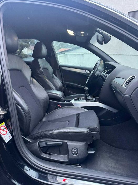 Audi A4 2.0 TDI S-line