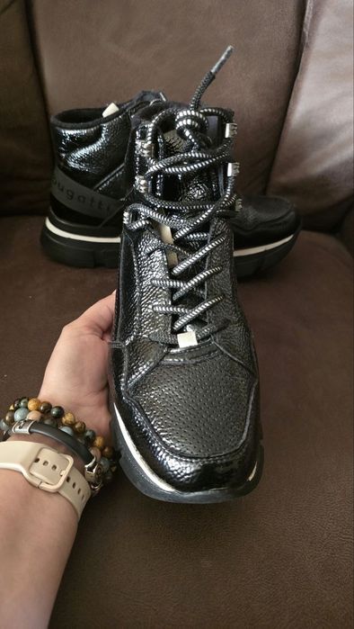 Високі кросівки ботинки Bugatti 40