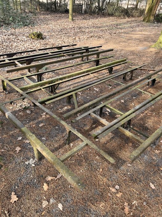 Reagly/Stojaki metalowe