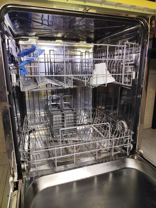 Máquina de lavar loiça Candy