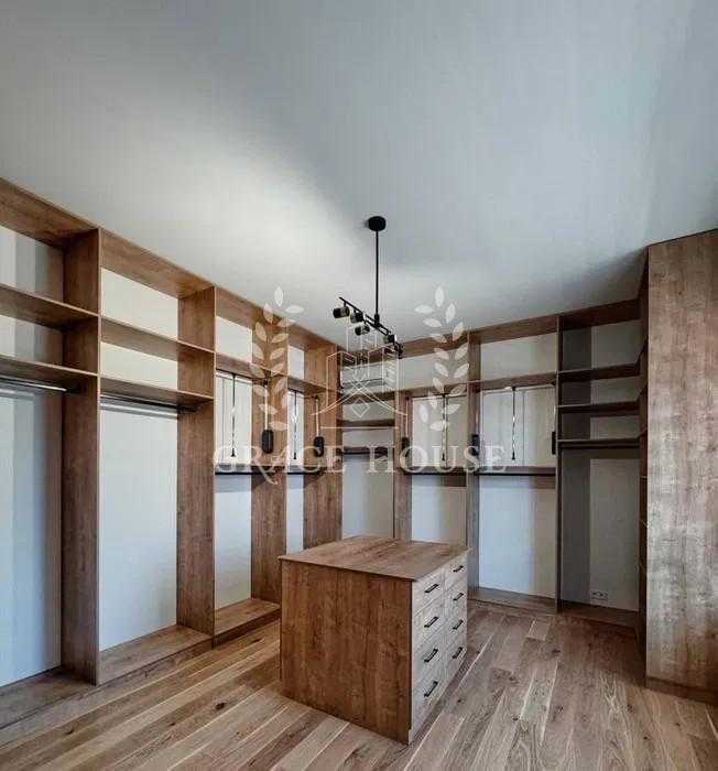 Продажа дома 320 м² 14 соток с бассейном в KГ  Козин Конча-Заспа