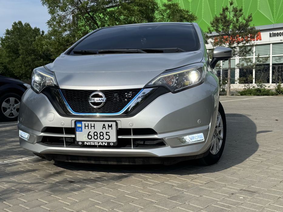 Продам Nissan e-POWER 2018 гибрид