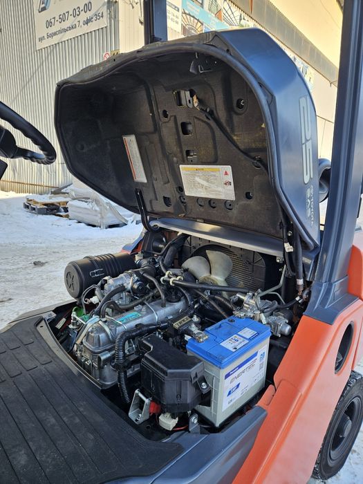 Навантажувач Toyota газ/бензин. Вилочный погрузчик Тойота 2,5 тонни