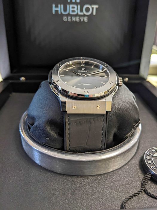 Убло Фюжн Clasik Gray Titanium 45mm Cal.1112 (2 моделі) в наявності