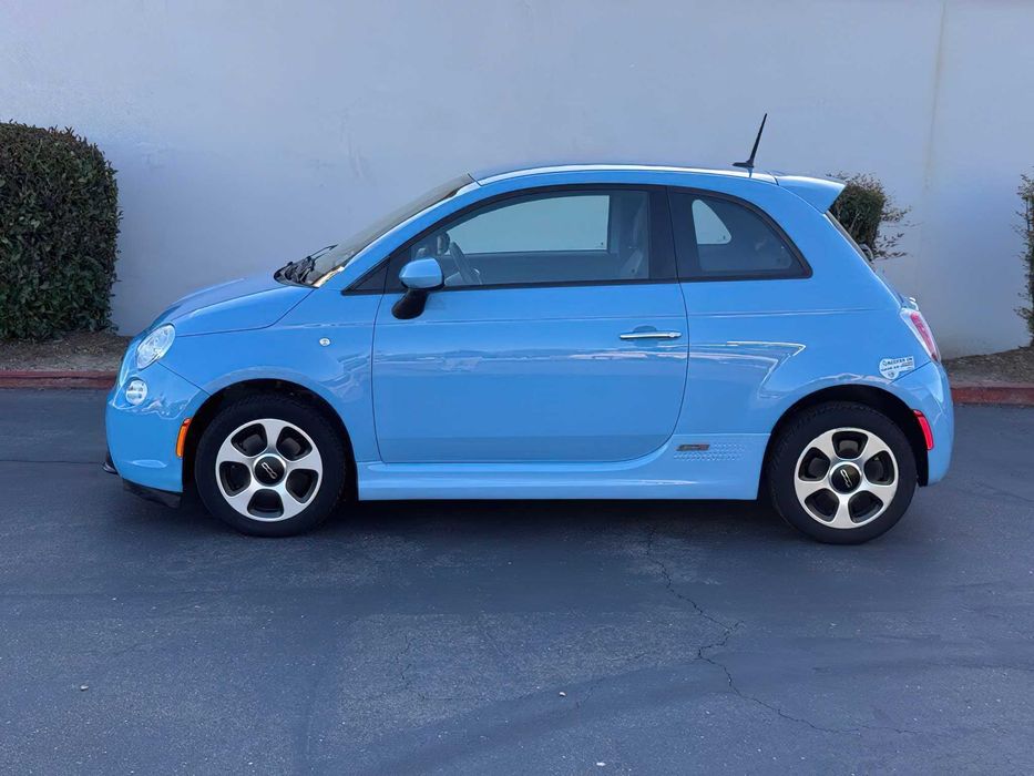 FIAT 500e      2015