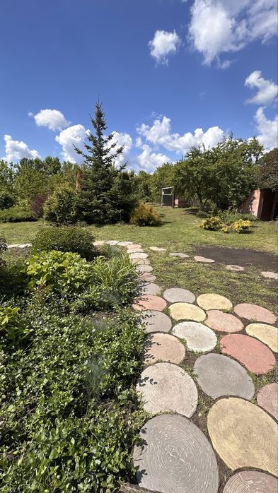 Продам будинок в Потіївці. Якщо про покій, то це саме тут.