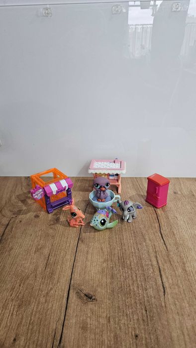 Littlest Pet Shop FRIENDS , 4 figurki