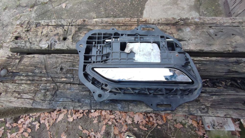 Tesla Mobil S полка нижня багажніка Єлектро цилиндр Сідушки Перехідник