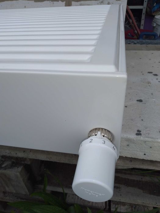 Grzejnik purmo group CV33 trzypłytowy 60cm×90cm×15.2cm