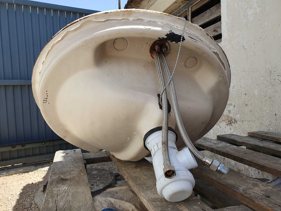 Lavatório Roca C/Torneira e Pedra