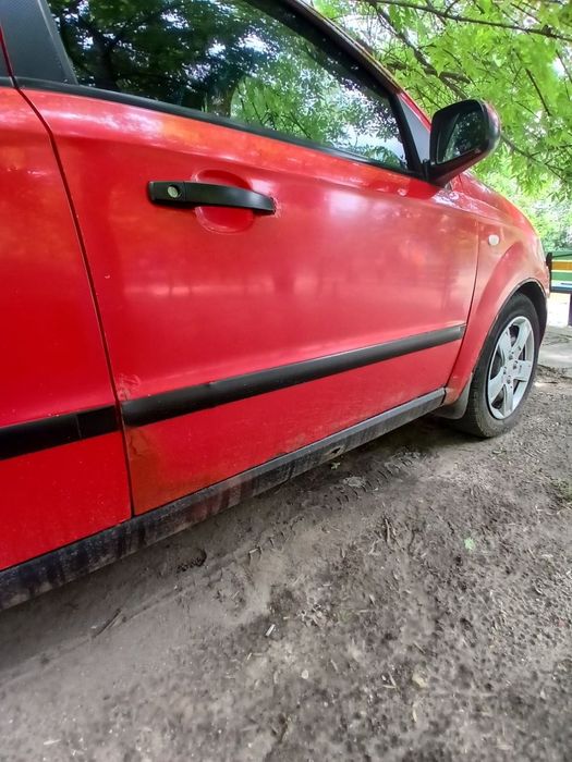 Продам машину Chevrolet Aveo