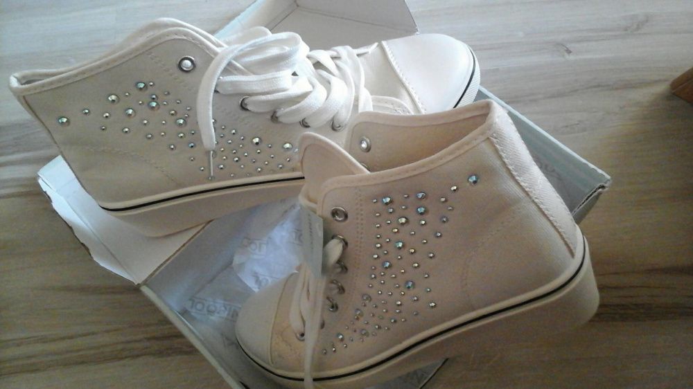 Buty damskie biale