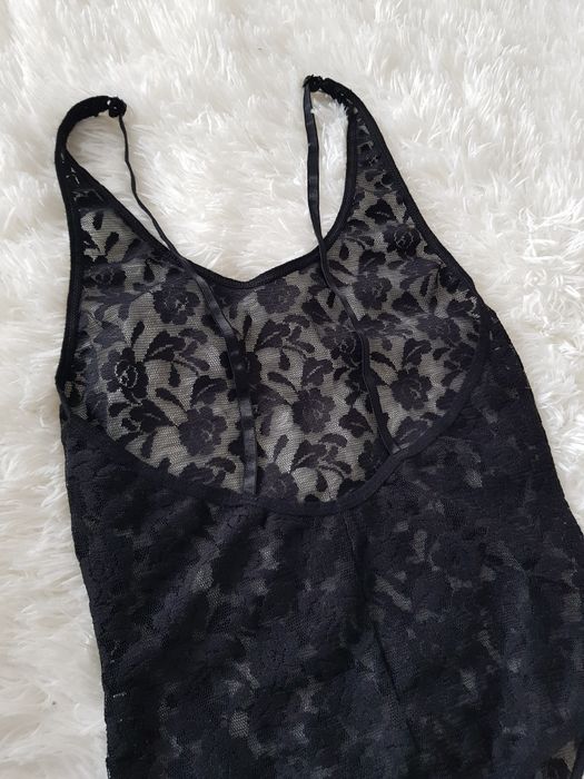 Czarne body stringi koronkowe, rozmiar xs