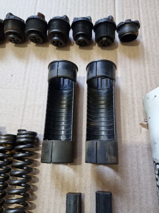 Пружина, топ кеп,еластометр Sr Suntour, RST