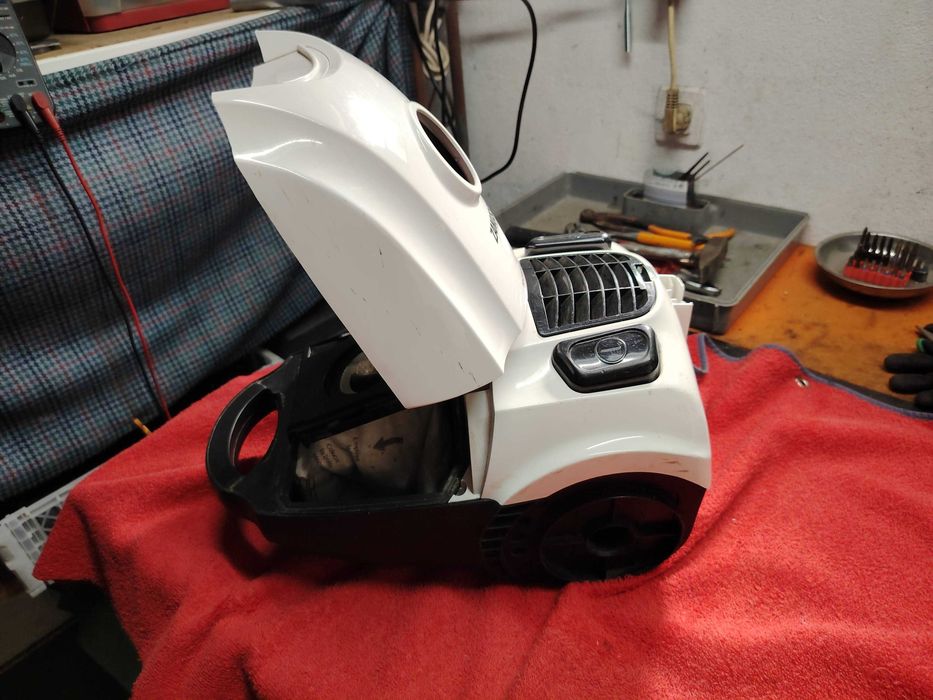 Aspirador Zanussi  1800W