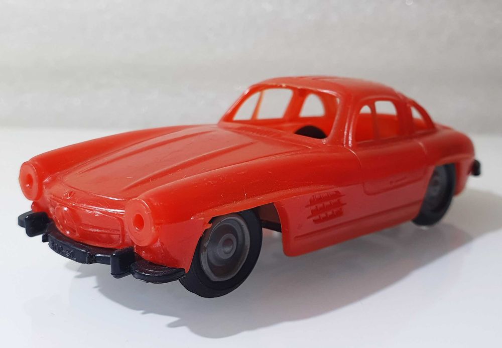 Antiga Miniatura ~ "MERCEDES 300 SL" ~ Brinquedo Português da Radar