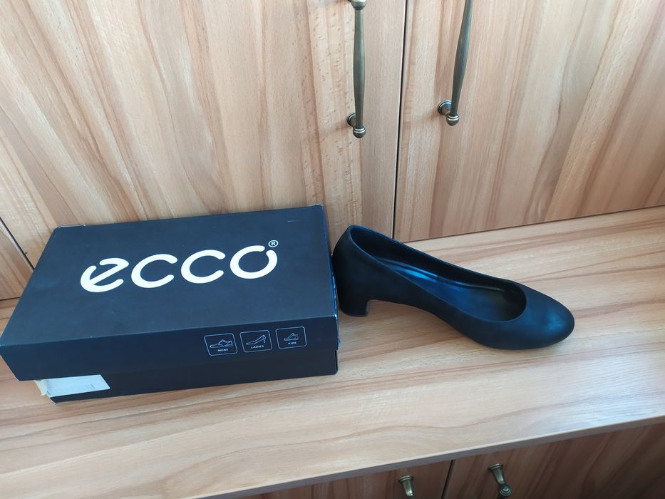 туфлі фірма ecco
