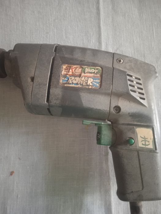 Продам дрель ,не рабочая