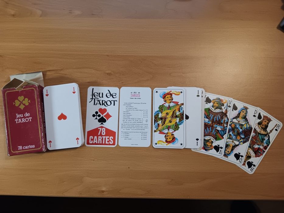 Conjunto de jogos (dominó, cartas)