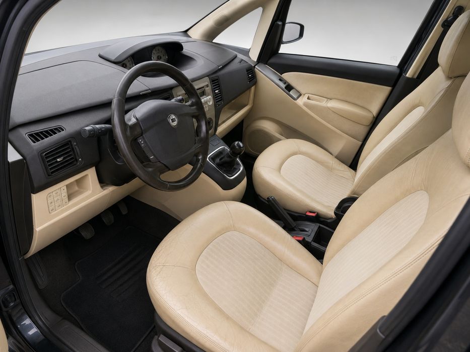 Lancia Musa 1.3 MultiJet Diesel — 2005