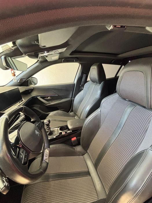 Peugeot 2008 gt 1.2 pure -tech