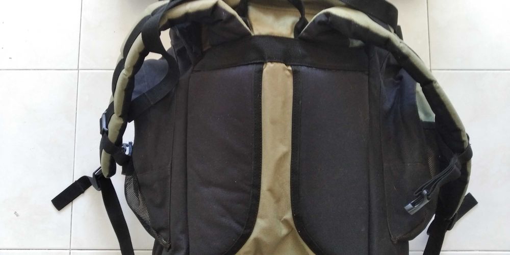 Mochila Berg Adventure 65 Litros Nylon de alta qualidade e resistente