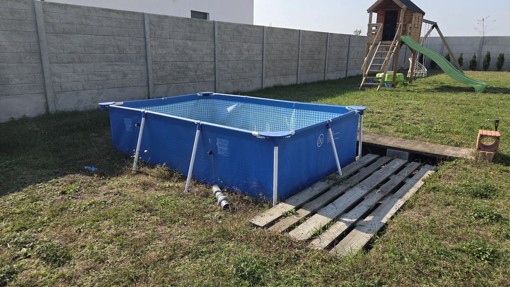Basen stelażowy 300x200