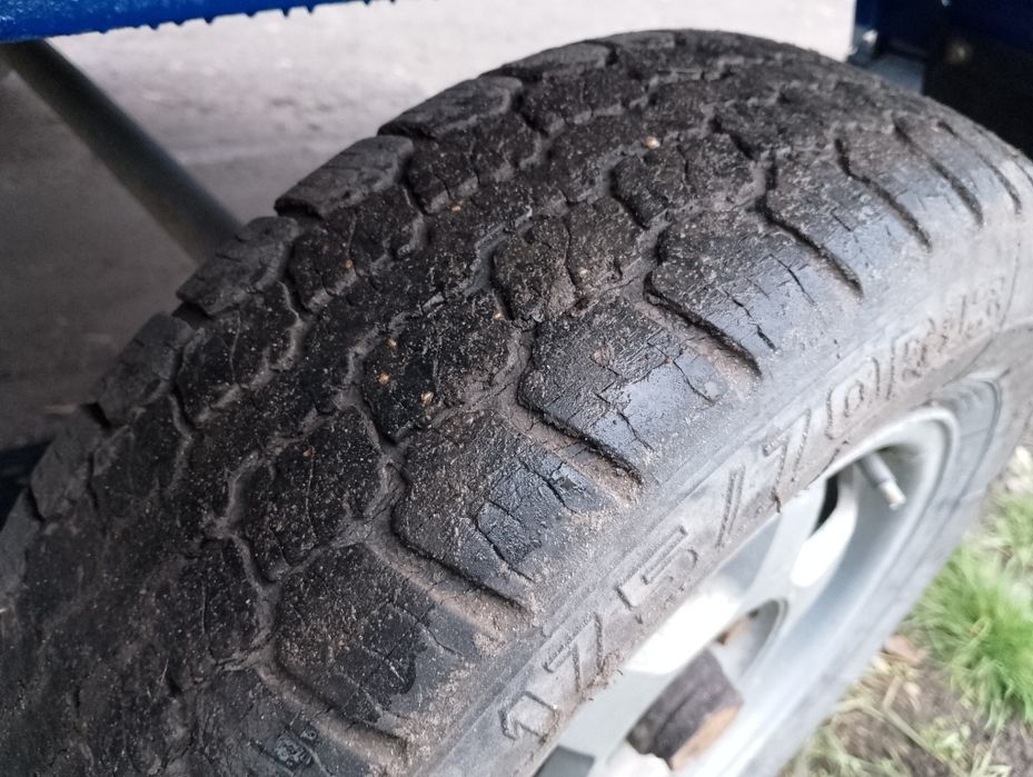 Легковий причіп.