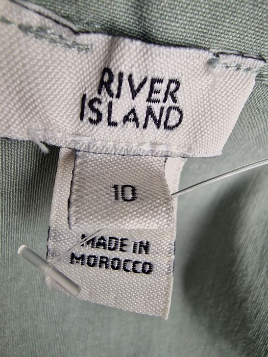 Mietowa katana "River Island ".