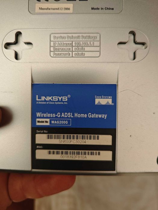 Router Wireless Linksys WAG200G64298012483971122