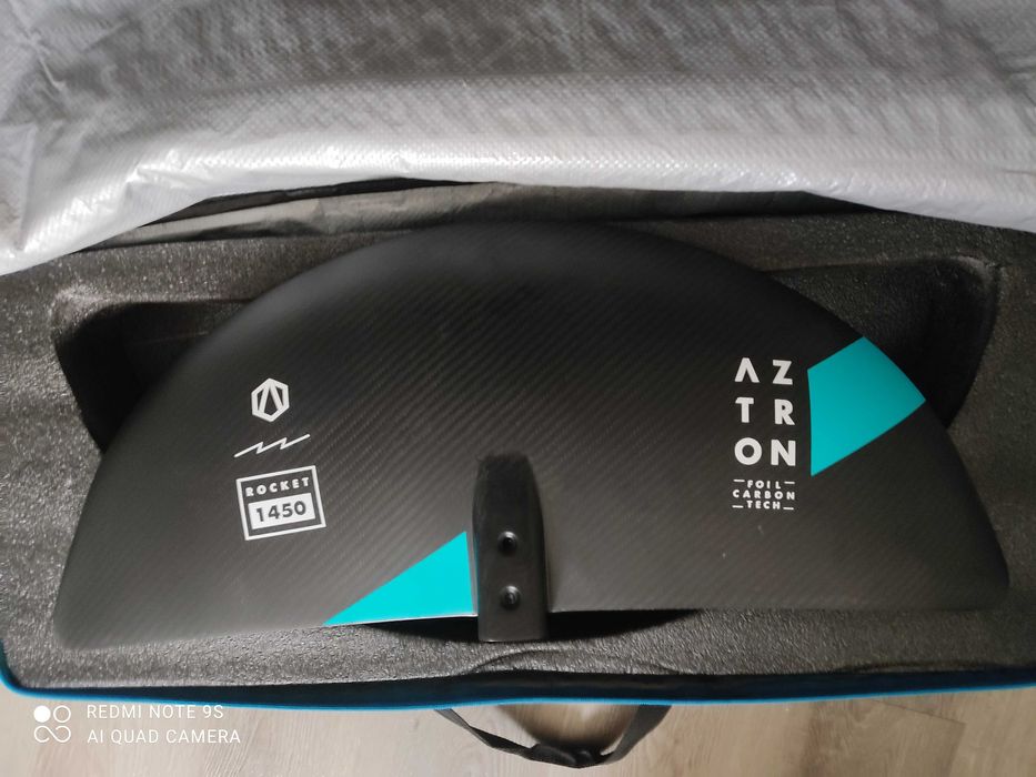 Foil windsurf aztron