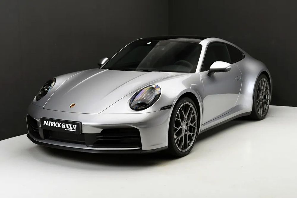 Porsche 911 (992) Carrera