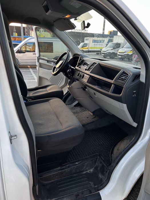 Продам Volkswagen Transporter 2016