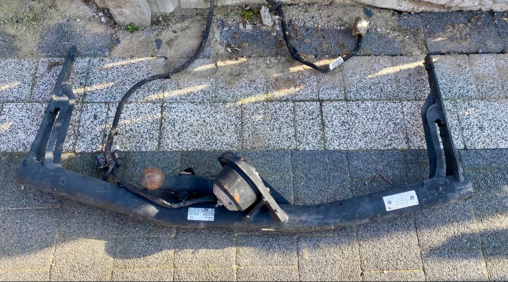 Skoda Octavia IV 5E3 Hak Holowniczy Elektryczny