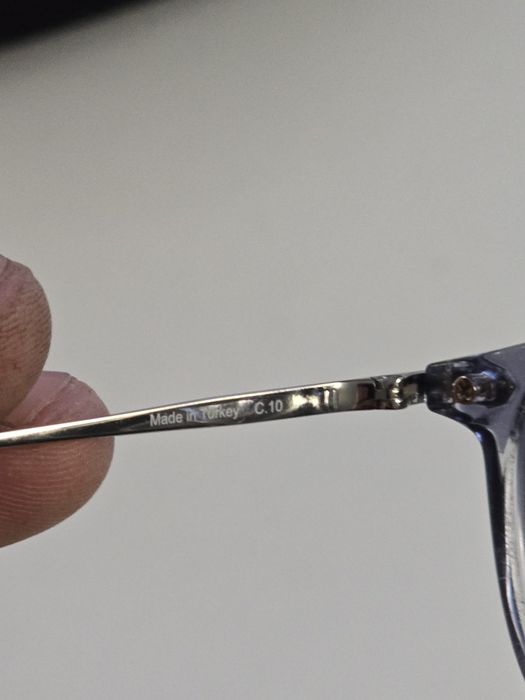 Okulary oprawki dziecięce wiek około 9/10 lat