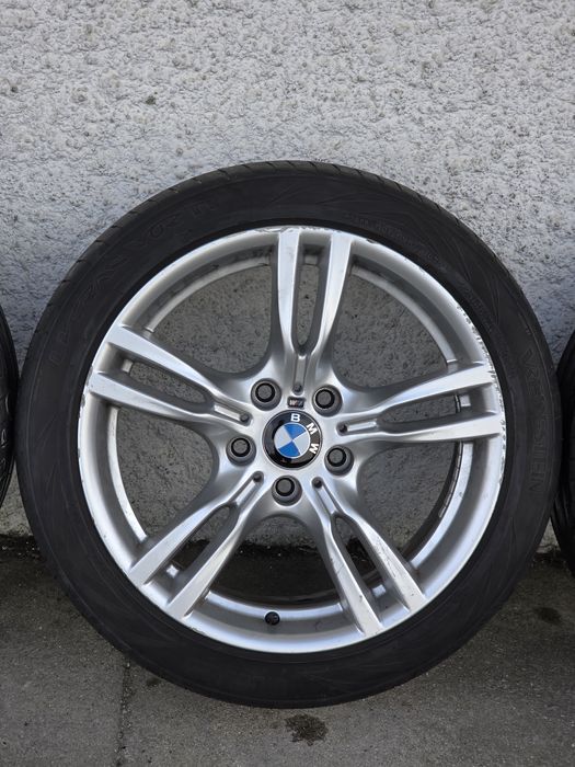 Jantes 18" BMW Originais Pack M com Pneus 225.45.18 e 255.40.18