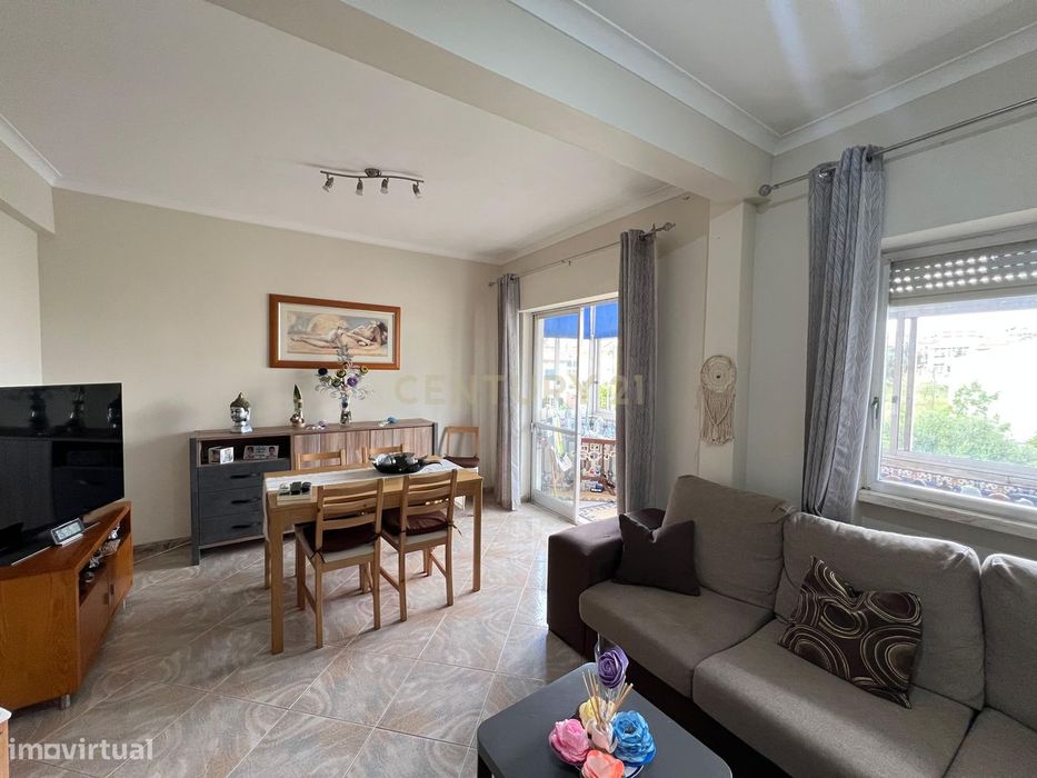Apartamento T2 Pronto a Habitar | Póvoa Sta Iria