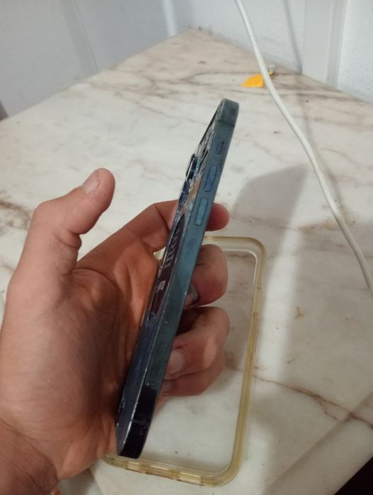 iPhone 12 Pro 128GB — Para peças/reparação