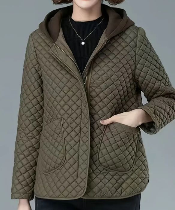 Куртка весняна з капішоном