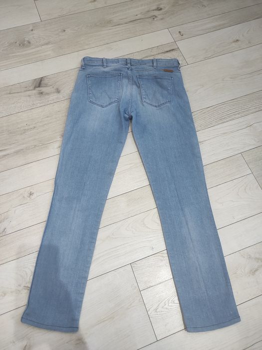 Jeansy damskie Wrangler