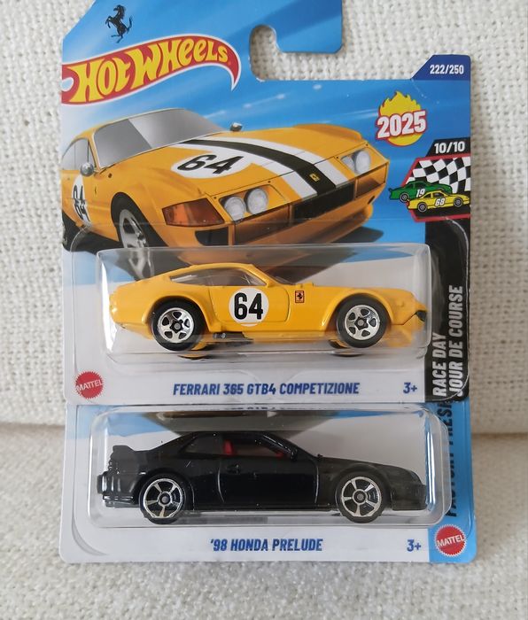 Lote 30 carros HotWheels