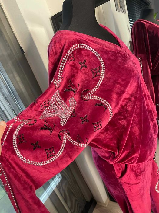 Dres welurowy wzór louis vuitton rozm 38